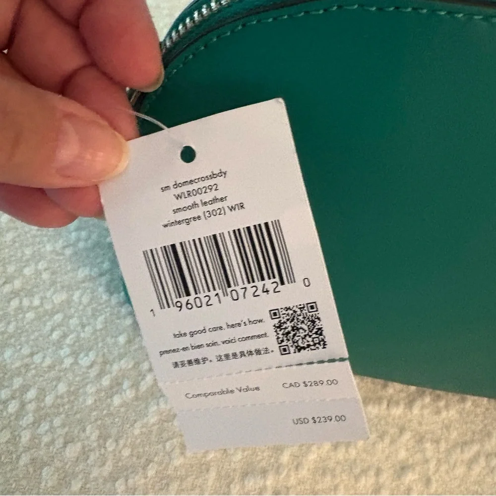 Kate Spade Small Dome Crossbody in Smooth Leather in Wintergreen